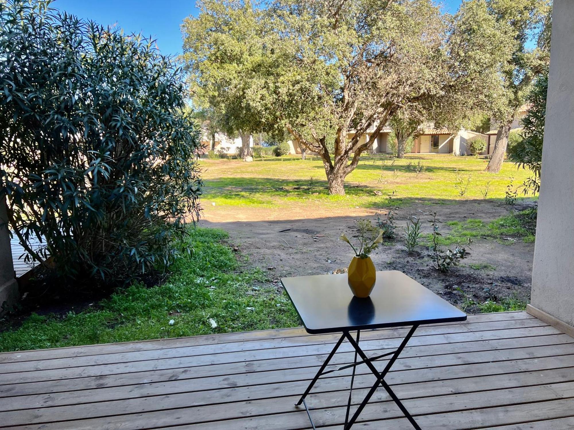 Fiori Di Cala Rossa Residence Hoteliere レクシ エクステリア 写真
