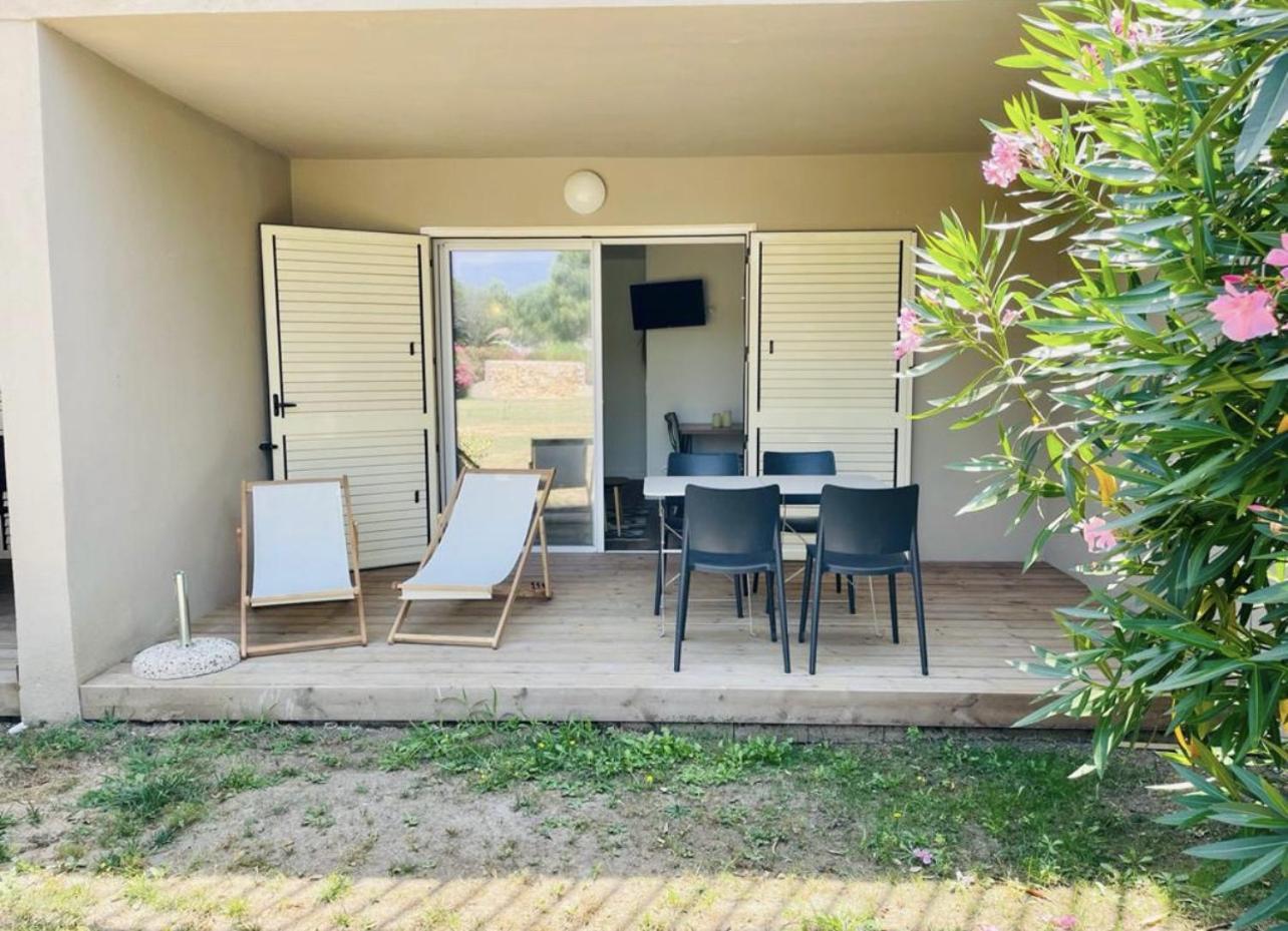Fiori Di Cala Rossa Residence Hoteliere レクシ エクステリア 写真
