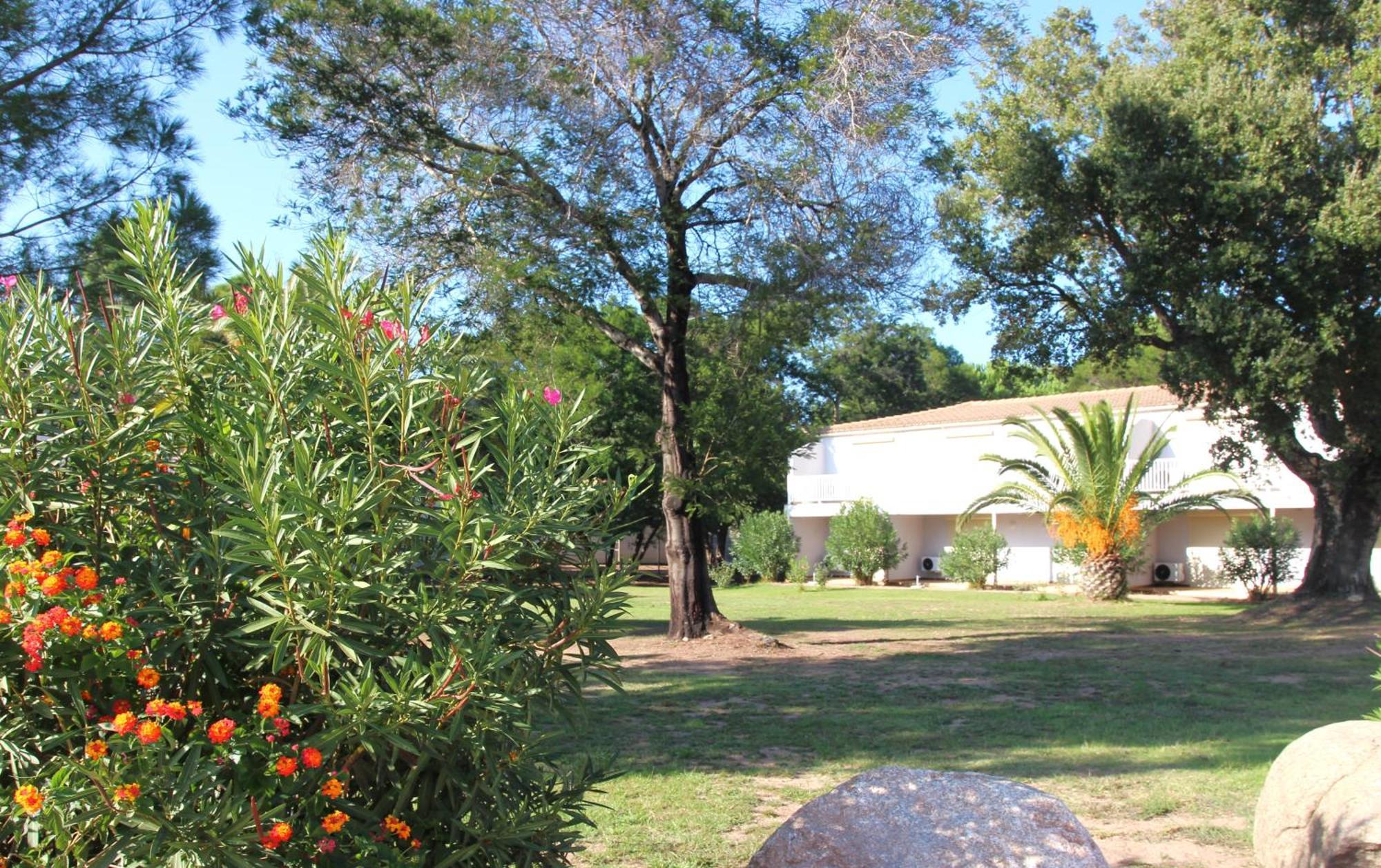 Fiori Di Cala Rossa Residence Hoteliere レクシ エクステリア 写真