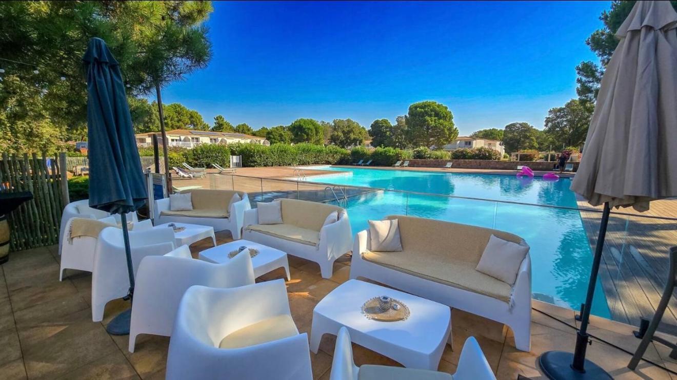 Fiori Di Cala Rossa Residence Hoteliere レクシ エクステリア 写真