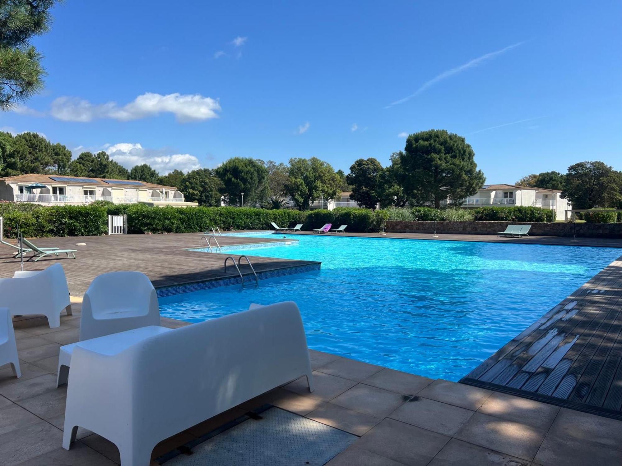 Fiori Di Cala Rossa Residence Hoteliere レクシ エクステリア 写真
